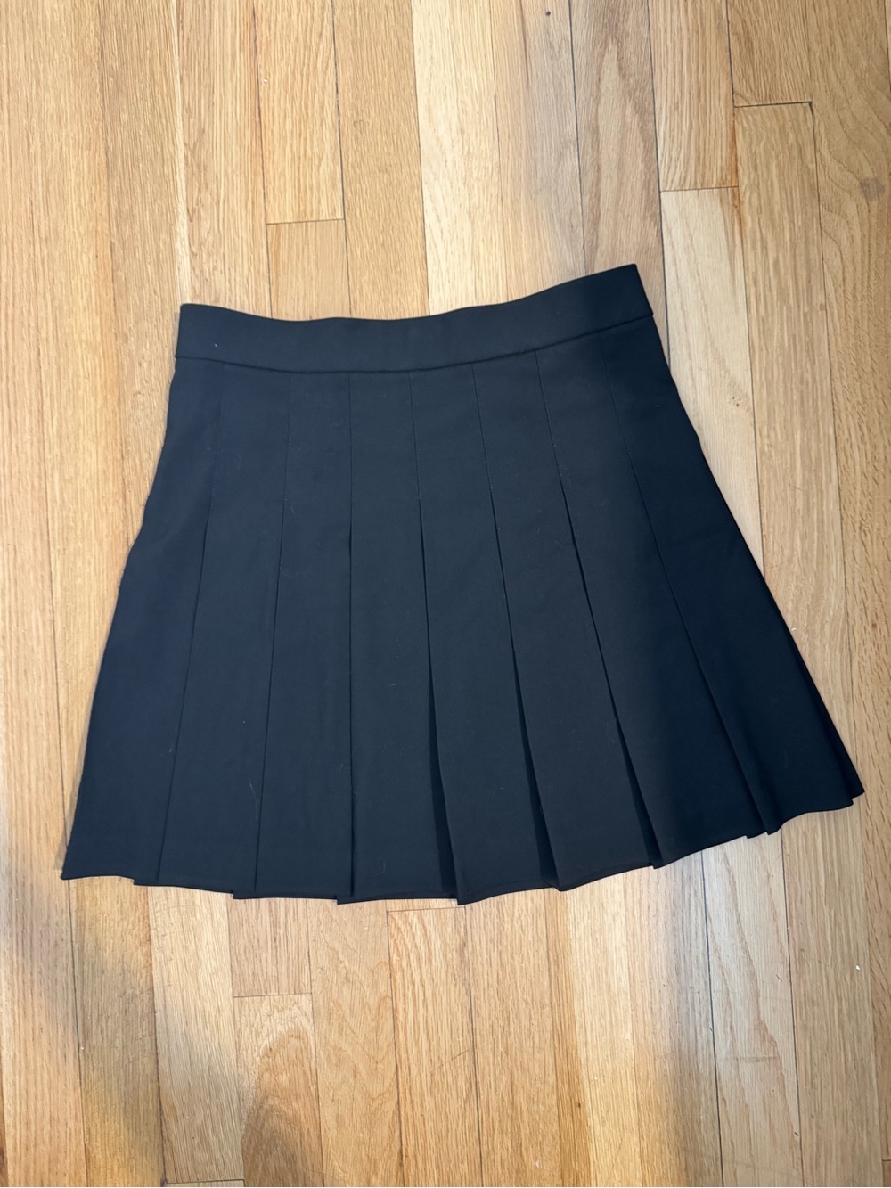 Uniqlo Pleated Women’s Skirt in Black Size XS